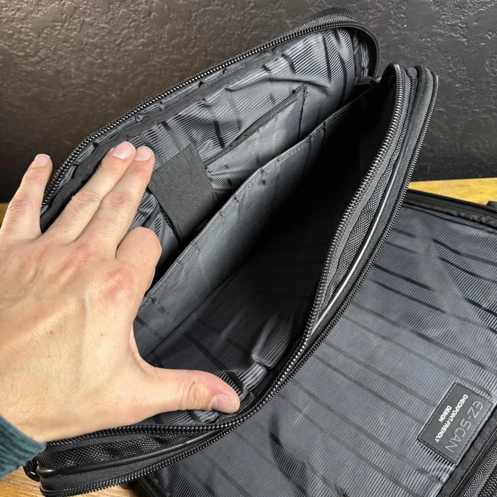 Kenneth Cole Reaction EZ-Scan 538455 Black Ballistic‎ Nylon Briefcase Mens OS